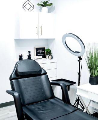 Comfortable place for all you permanent makeup and beauty needs