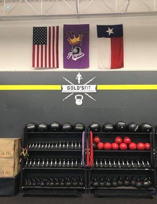 We just finished up this beautiful wall flag for the Round Rock Royals cross fit team.