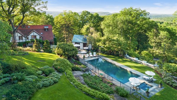 295 Crow Hill Road, Mount Kisco, NY