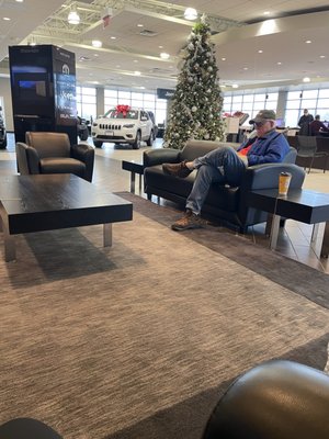 Zoom in and see the salesperson without a mask in sight. And of course the customer that thinks he is above wearing a mask.