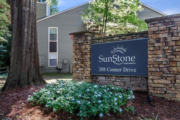 Sunstone Apartments Entrance