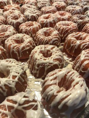 Mini Strawberry Bundt Cakes