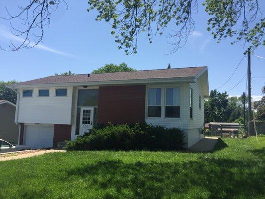 Roof, siding and Gutters project at Ames ave