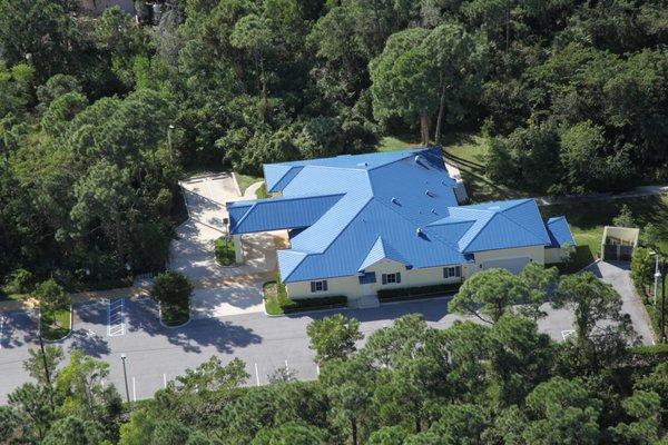 Blue Standing Seam Metal Roof on a local animal hospital