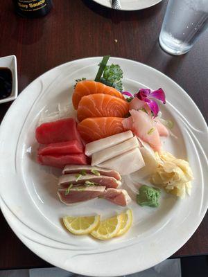 Regular nigiri sashimi