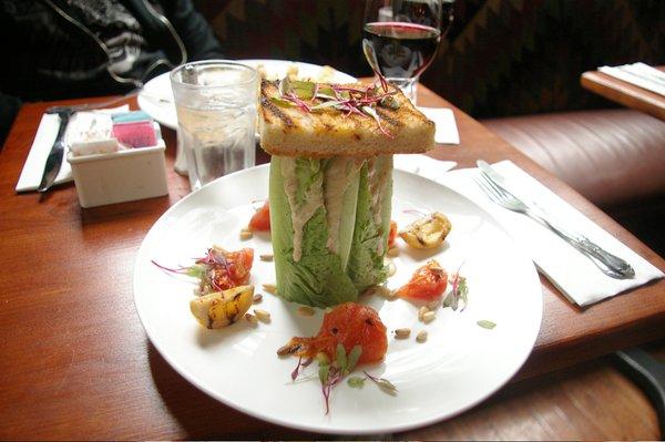 Cesar salad tower w/brioche crouton