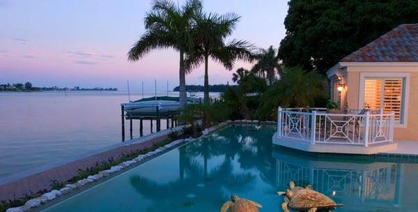 Sarasota Waterfront and Luxury Real Estate Specialist