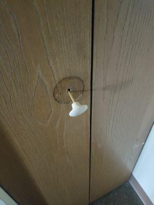 How maintenance fixed the doorknob