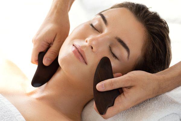 Gua sha massage