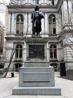 Benjamin Franklin Statue