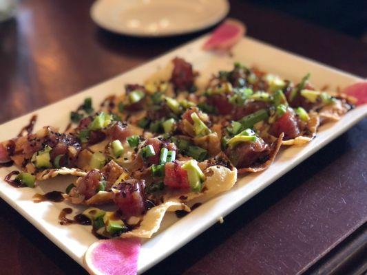 Aki Poke Nachos