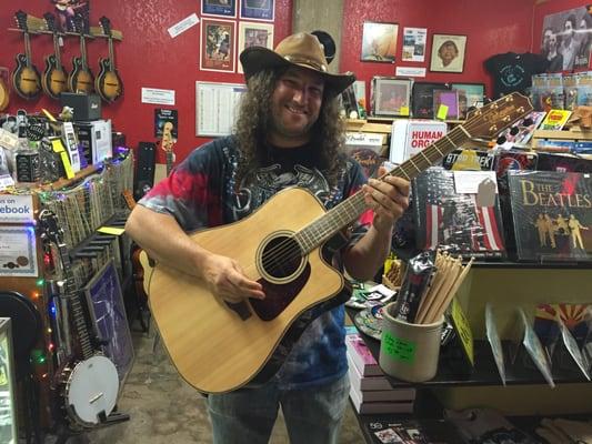 Musician and one-man band phenomenon Jason "Gordo" Gordon who stopped in to browse and play that nice Takamine.