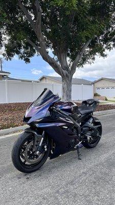 Our Yamaha R6 getting picked up by our client for a rental. We also offer XL gloves and an XL helmet if needed.