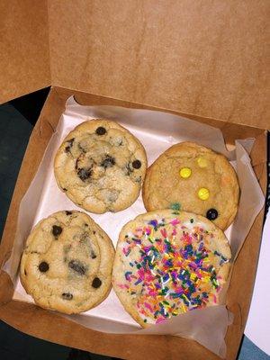 Cookies ready for delivery! The Thicc and Doughy Chocolate Chip, M&M, and Funfetti Cookies.