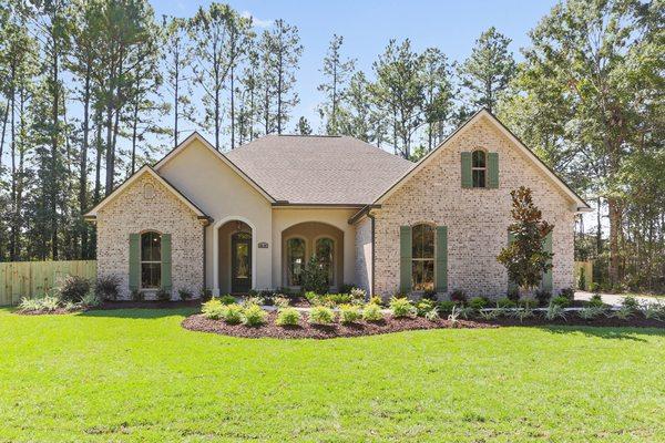 Magnolia Ridge model home- Pearl River LA 70452