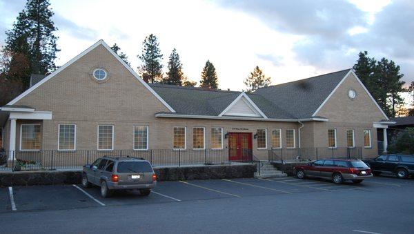 The WealthMap Financial Advisors Building, located in the Marycliff Center. South of Downtown Spokane, between Stevens and Monroe Streets