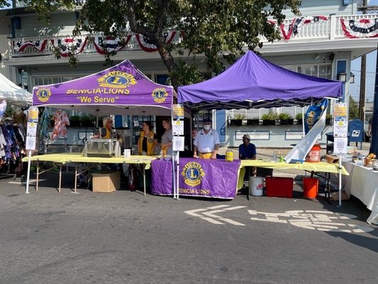 Benicia Lions Club fund raising at the Benicia Peddlers Fair August 18, 2021