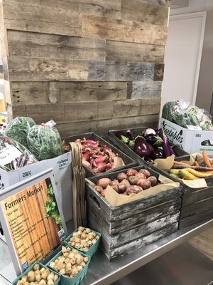 Farmers Market Table featuring fresh local produce from Sub Edge Farm in Farmington, CT