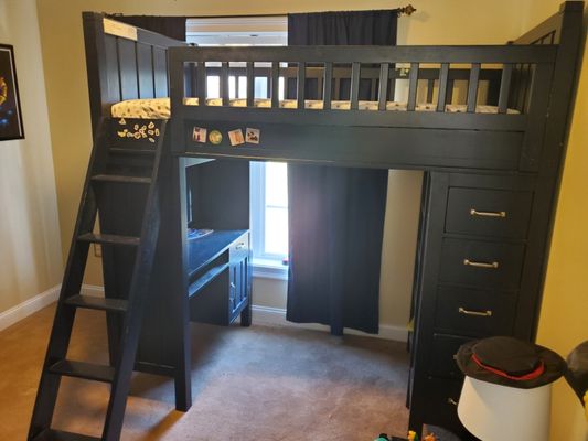 Bunk Bed /desk assembly