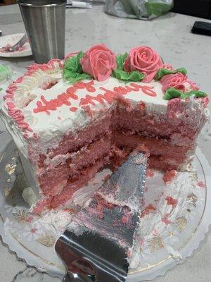 Strawberry cake with strawberry filling