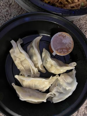 Steamed vegetable dumplings