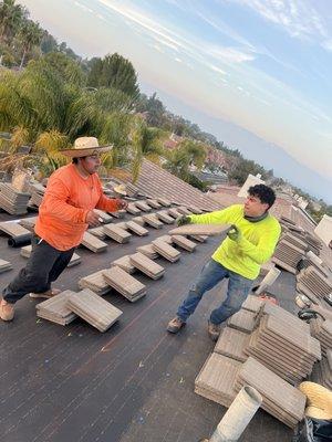 Tile roof