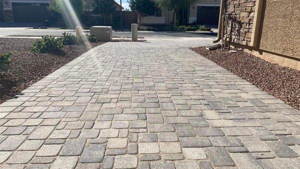 Pavers Installs Goodyear AZ Enhance the elegance and functionality of your outdoor area with L Paradise Landscaping Services'...