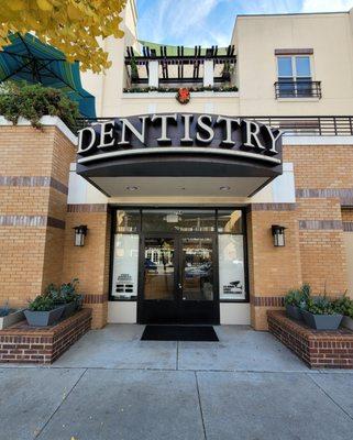 Pasadena Dentistry / Beatrice Haddad, DDS