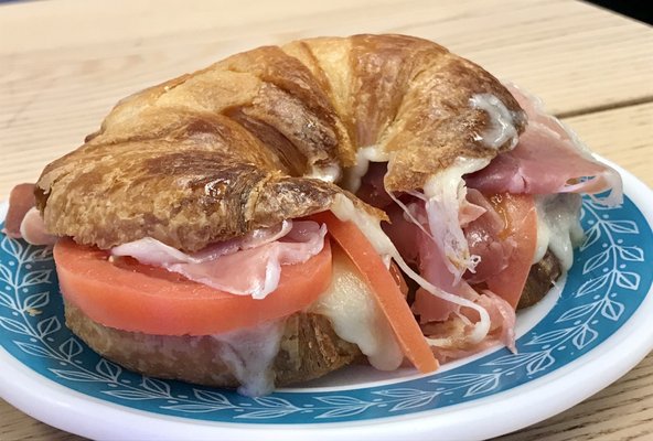 Croissant Prosciutto, Tomato and Cheese