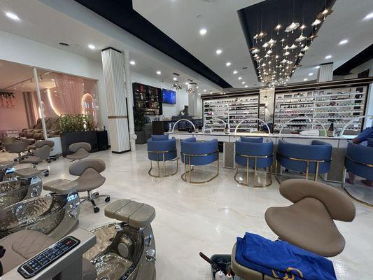 Charming Nail Bar & Lash