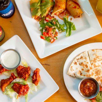 Plenty of Happy Hour bites to choose from! Enjoy bite sized portions of some of our favorite menu items. Available M-F 4-7 only at the bar!