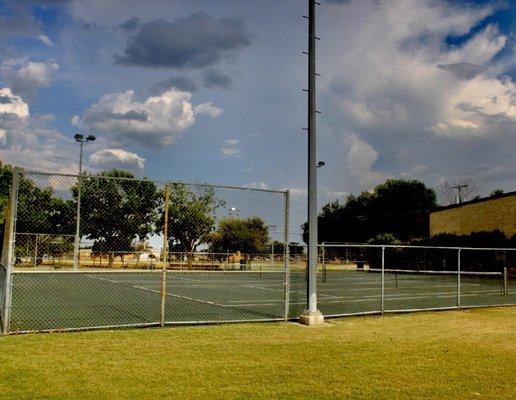 Pleasant Oaks Recreation Center