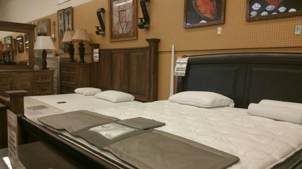 Home Furniture store - Mall Of Louisiana location