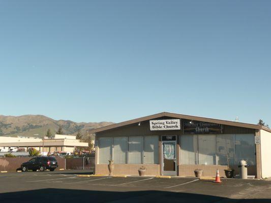 unassuming architecture,but with a view of the mountains