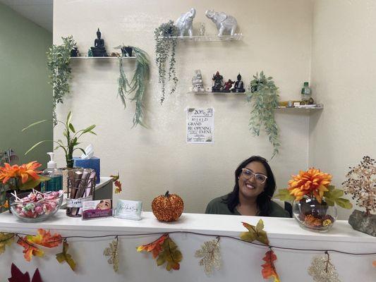 Front counter and the beautiful Jasmine!