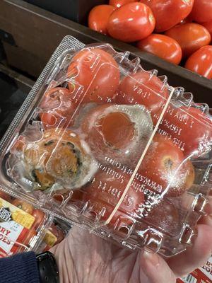 And yet another First Street cherry tomatoes all moldy. Everyone had a good chunk of mold in it! 01/17/24