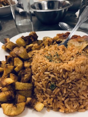 Jollof rice, fried plantains, and chicken... so good