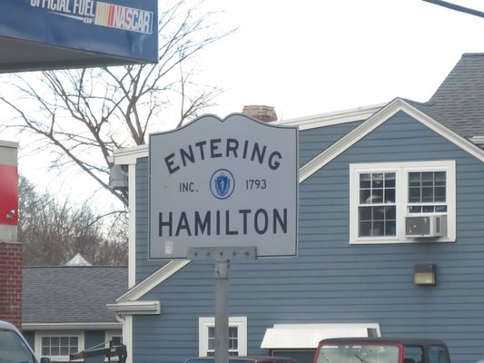 Entering Hamilton from Wenham.