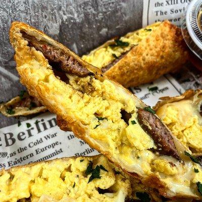 Breakfast eggrolls w/ chicken sausage and scrambled eggs