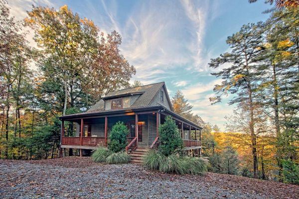 Cabin in the Woods. Rented from Willow Creek Rentals