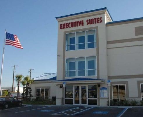 Crosstown Executive Suites The perfect size office at the perfect price!