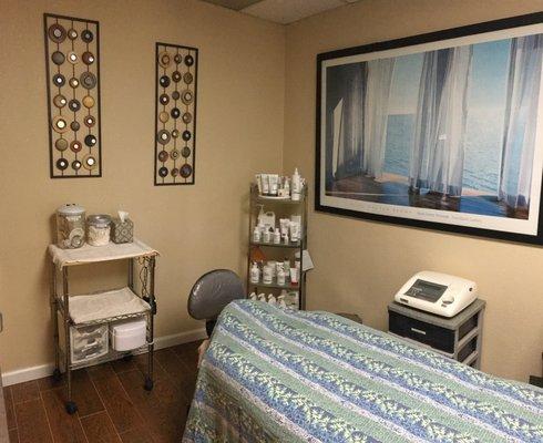 Our skin care center & salon offer a full range of services including customized skin treatments, microcurrent, face waxing, & spray on tan