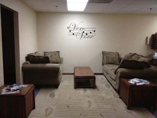 Vero Voce School of Visual & Performing Arts waiting area