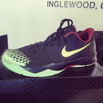 Nike Zoom Kobe Venomenon 4 "LA Chinatown"