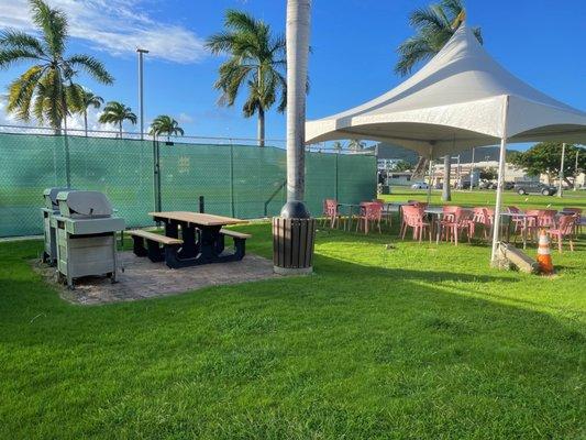 Outside the breakfast area there is a place to sit & eat if you didn't want to go back to your room