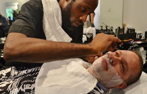 Old fashioned straight razor shave with Milton