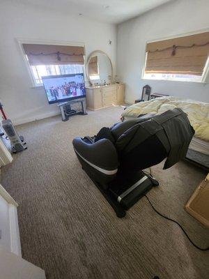 Pattern carpet in apartment bedroom