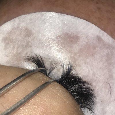 Handmade volume fan, healthy for natural lash when done correctly