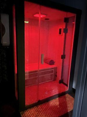 Private Salt Room Halotherapy/ chromotherapy.