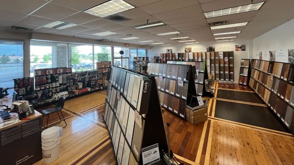 LL Flooring - Store Closing Soon